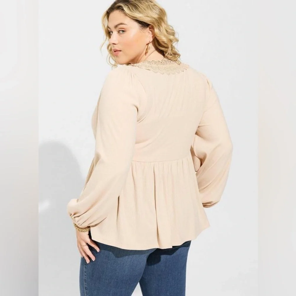 5X - TORRID - Cream Super Soft V-Neck Tie Front NEW - Picture 2 of 5